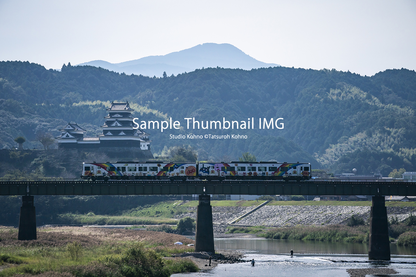 大洲城とアンパンマン列車（2019y1011）